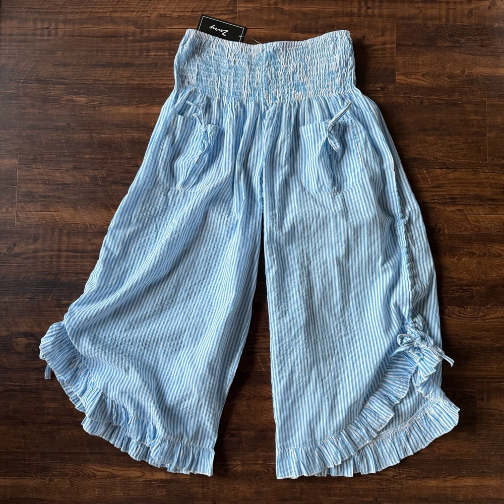 (Sold)ZURY blue white striped wideleg bloomer pants ruffle grandma cottagecore